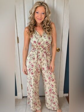 3rd + Malt Floral Romper Size Large NWT